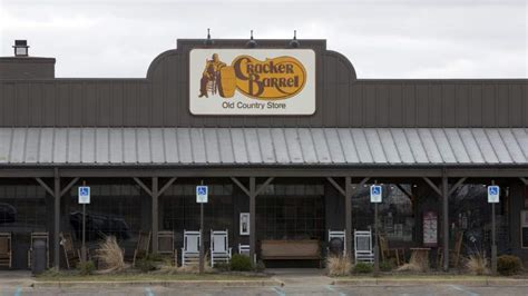 cracker barrel in michigan